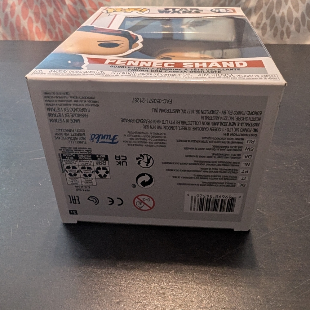 Funko Pop! Fennec Shand #483 NEW - Picture 3 of 15